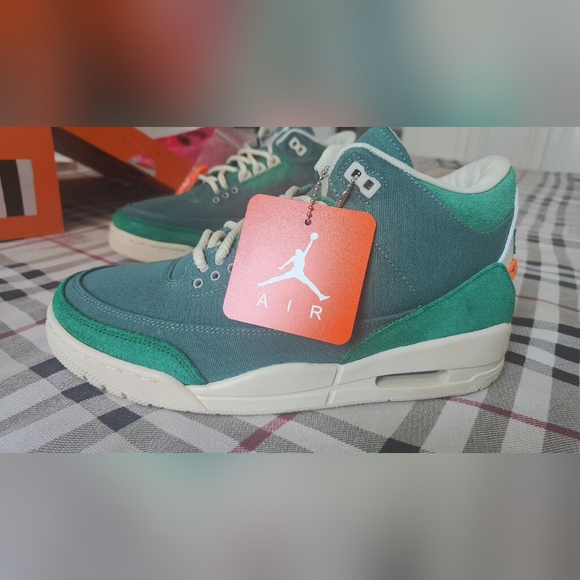 Jordan 3 OG WMNS 